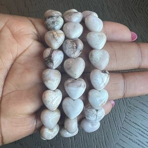 (ONE) Snow opal heart bracelet SIZE 6.5’